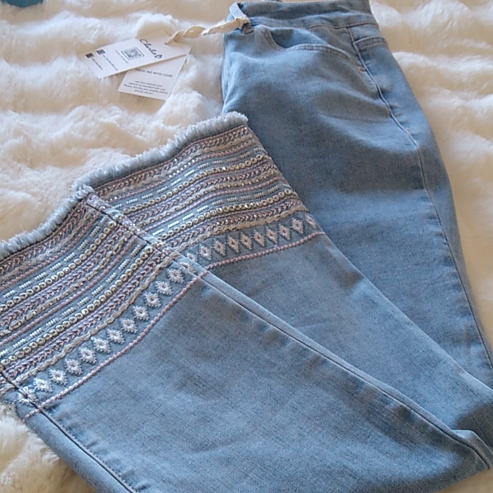Charlies B Embellished Jeans - NWT
